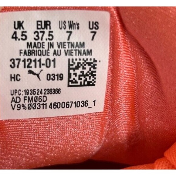 NEW Puma Womens Size 7 Nova x Pantone 2 Running Shoes Coral White Leather - Picture 10 of 11